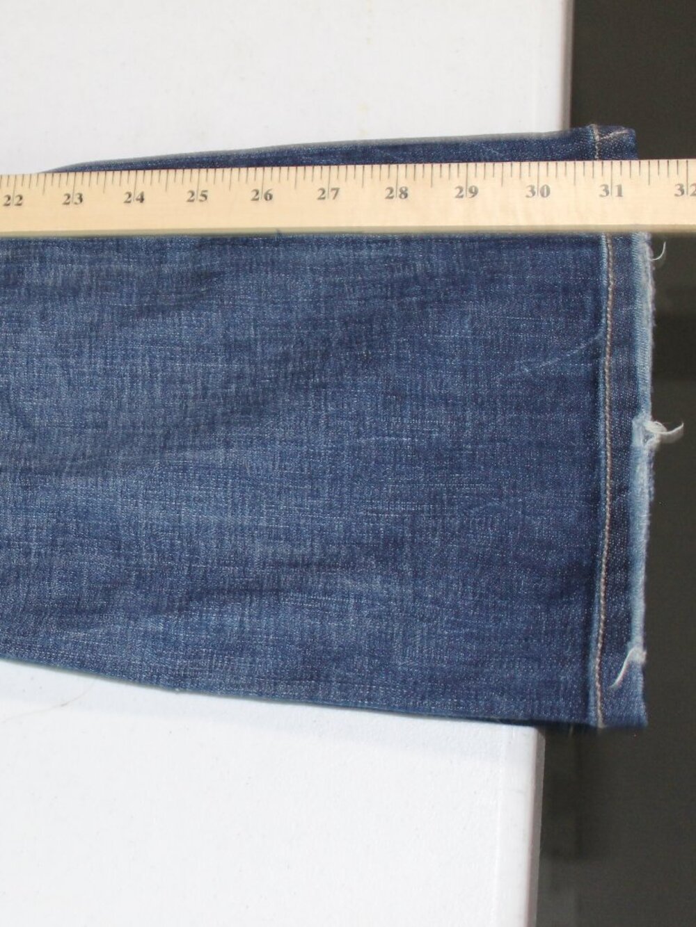 BKE Stella Bootcut Jeans 29 x 31.5 Stretch Blue Denim Distressed - Picture 10 of 10
